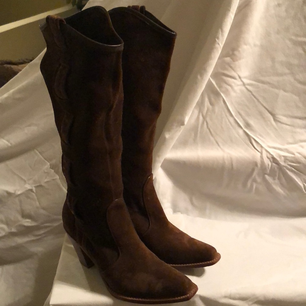 Women’s Via Spiga Womens V-Barr Boots Zipper Rust Suede Pointed Toes 7.5.